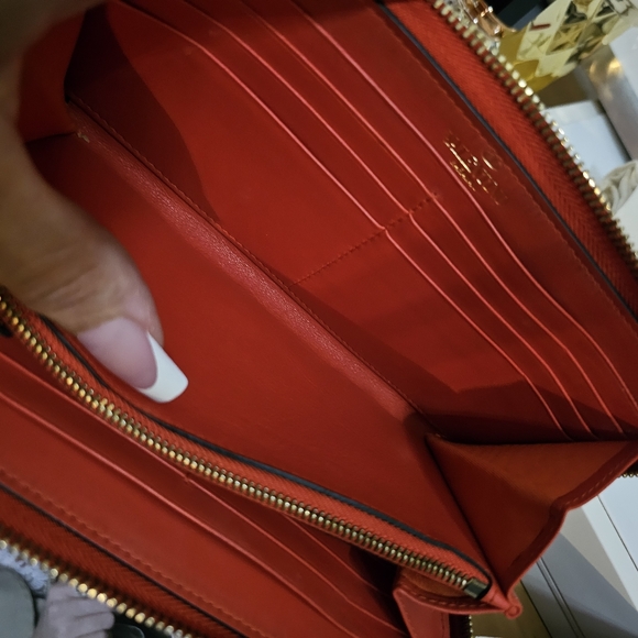 Valentino Long Rockstud Zip Around Wallet AUTHENTIC - Picture 11 of 16